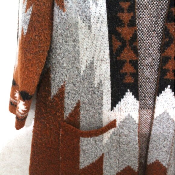 Snails & Cinnamon Aztec Print Long Oversized Warm Cardigan Pockets Size Large - Picture 7 of 16